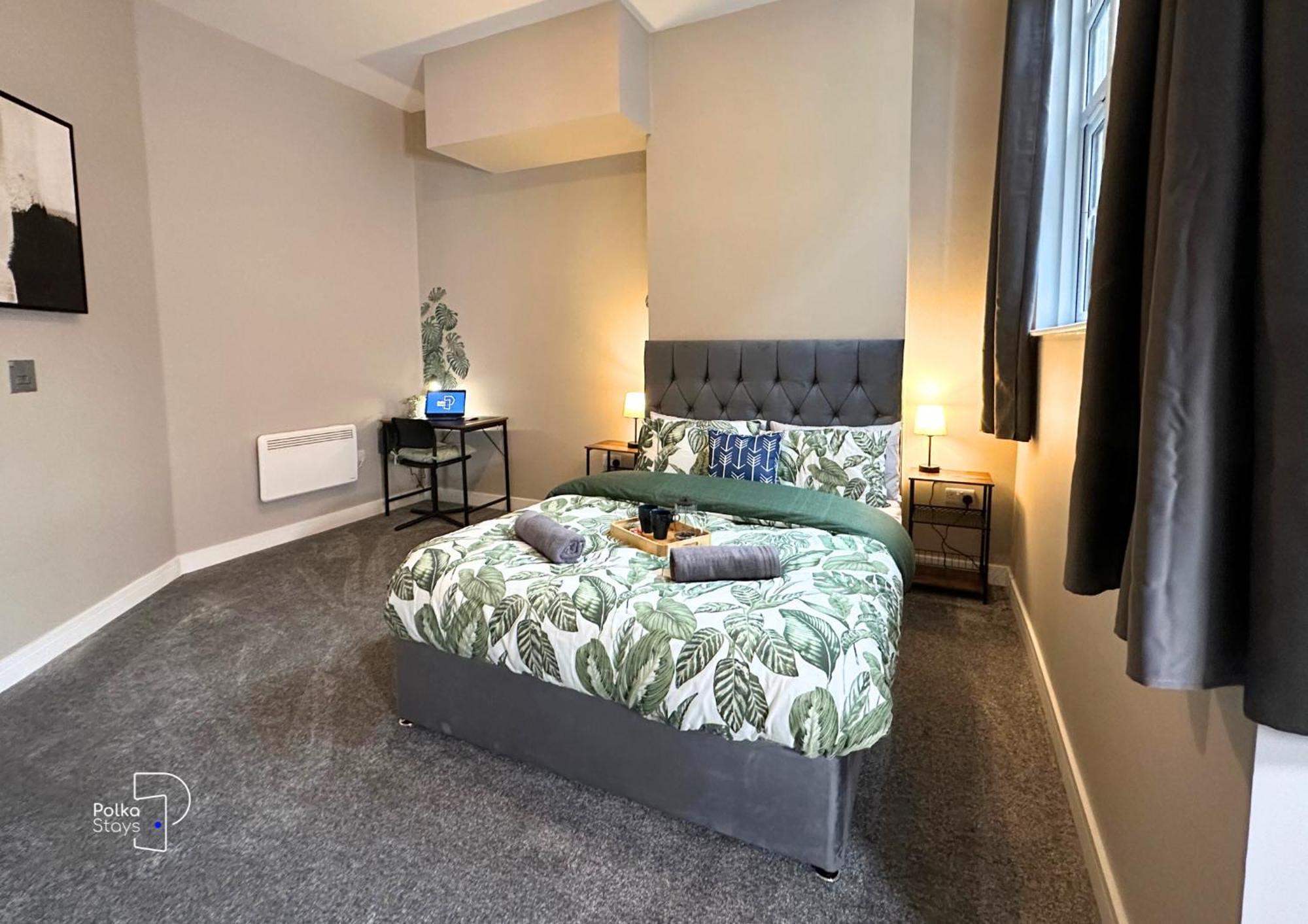 Hanley, Stoke - Modern Spacious Apartments By Polkastays Exterior photo