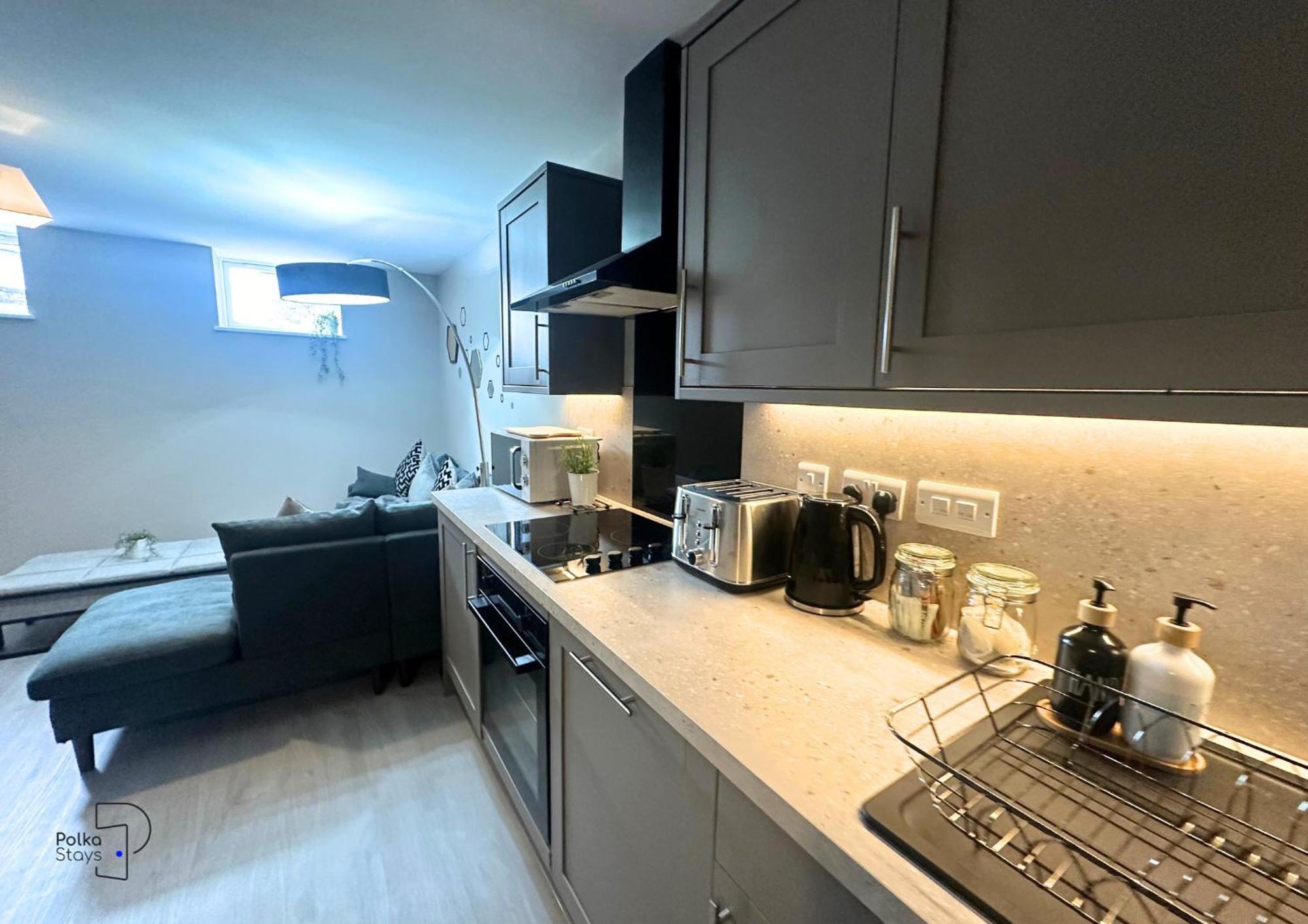 Hanley, Stoke - Modern Spacious Apartments By Polkastays Exterior photo