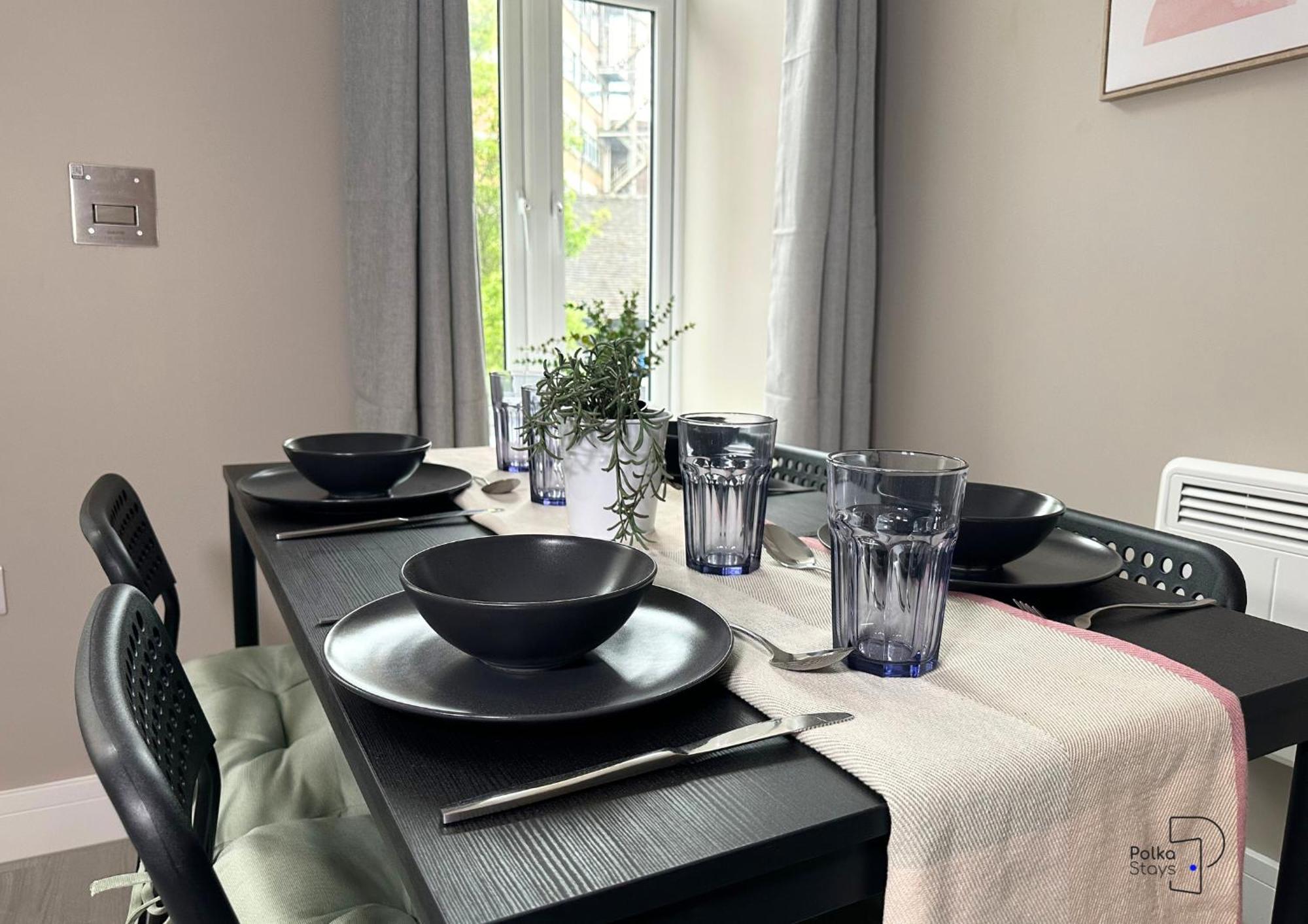 Hanley, Stoke - Modern Spacious Apartments By Polkastays Exterior photo